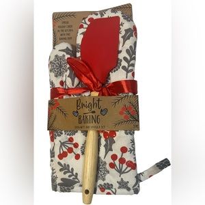 Evriholder Bright Baking Oven mitt and spatula.